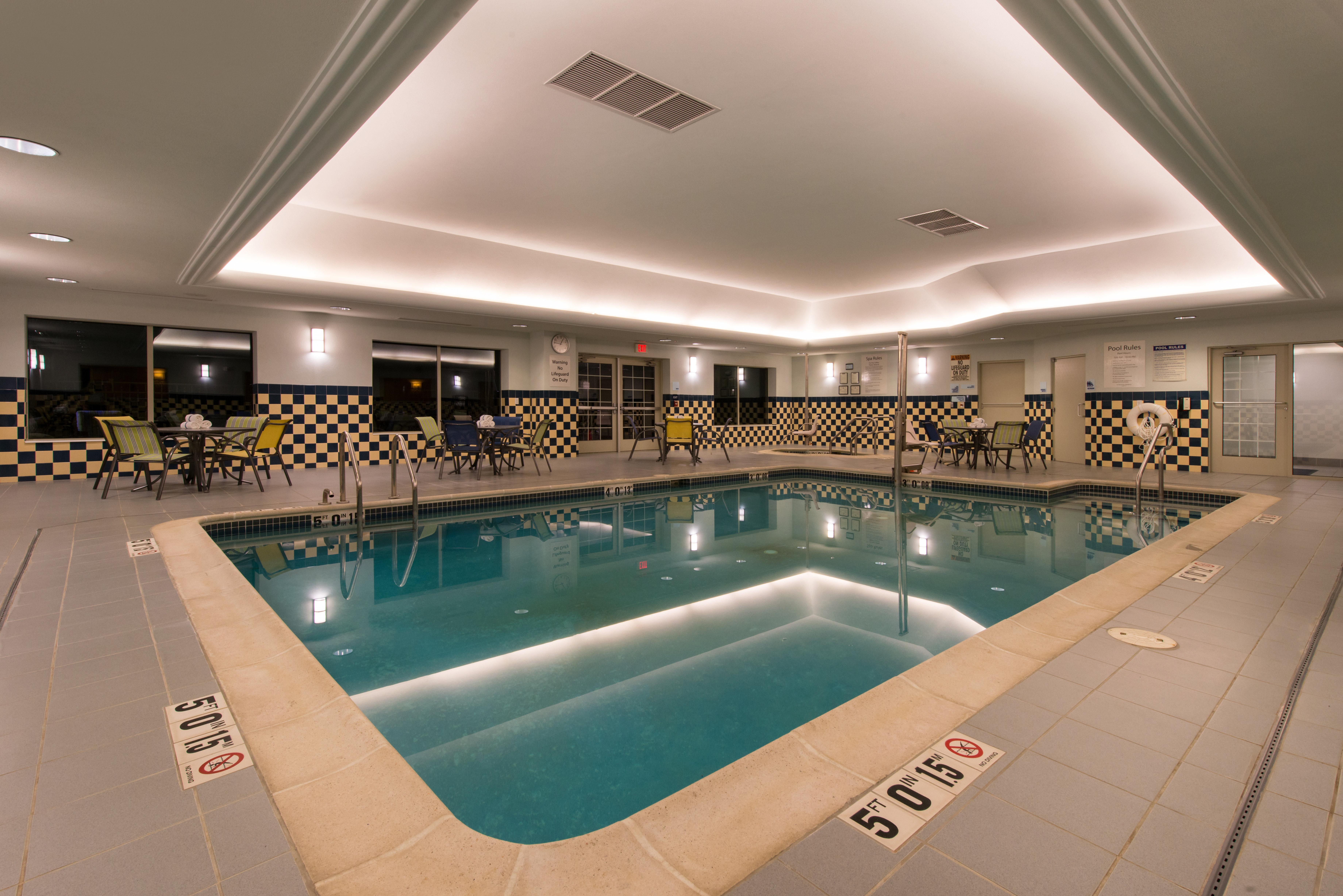 Holiday Inn Express And Suites Dickson City By Ihg Extérieur photo