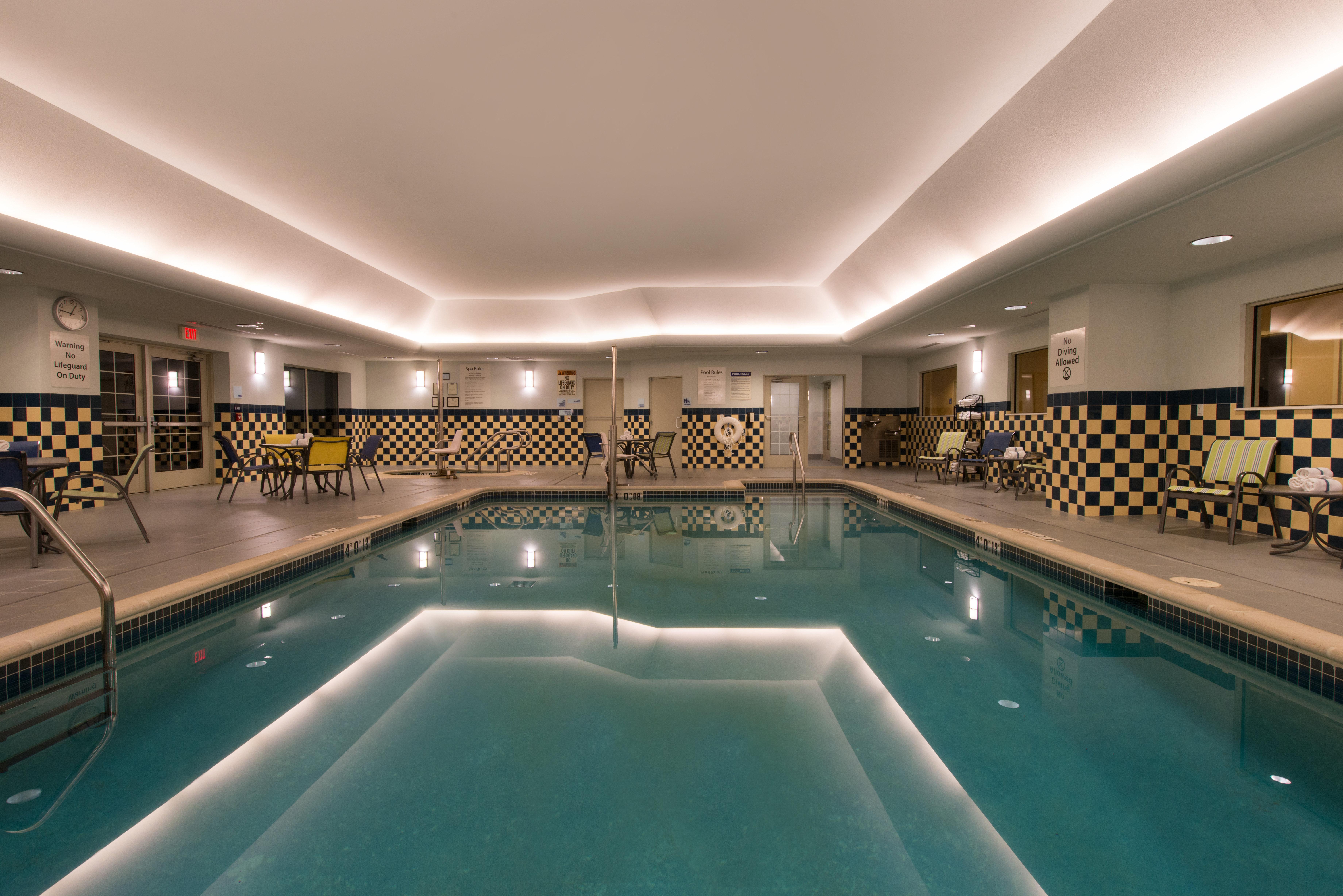 Holiday Inn Express And Suites Dickson City By Ihg Extérieur photo